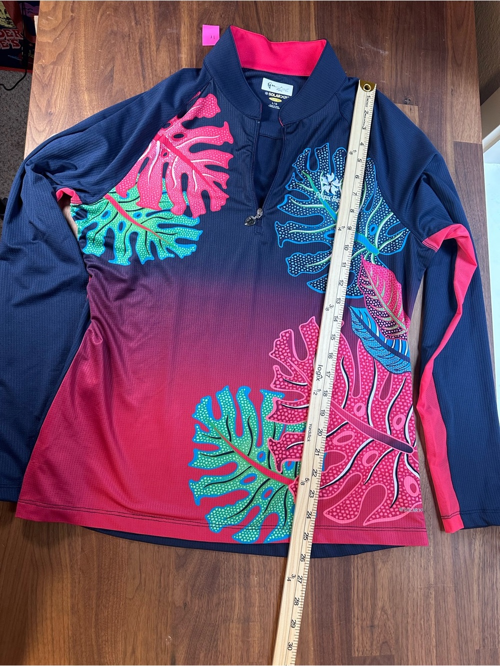 Greg Norman Tropical Leaf Ombre Long-Sleeve Top - Pink/Navy solar xp